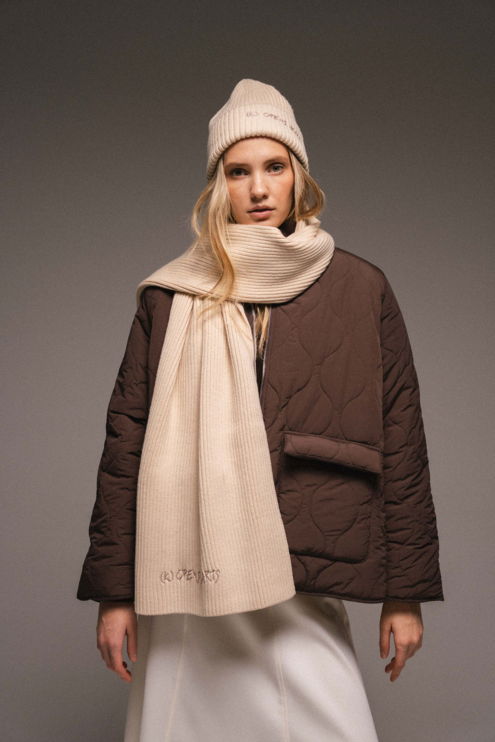 ШАРФ ТРИКОТАЖНЫЙ С ВЫШИВКОЙ