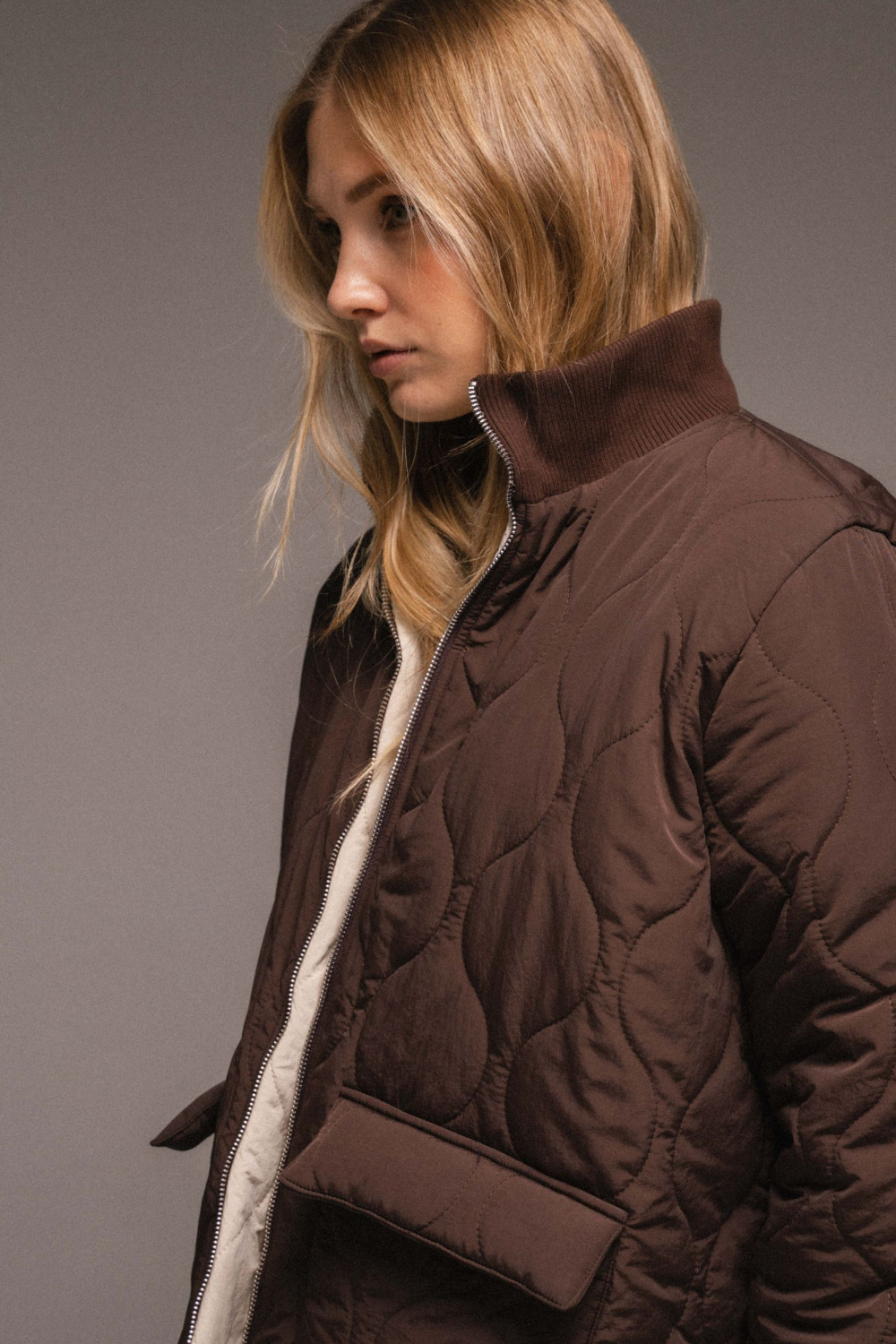 КУРТКА СТЕГАНАЯ ДВУХСТОРОННЯЯ