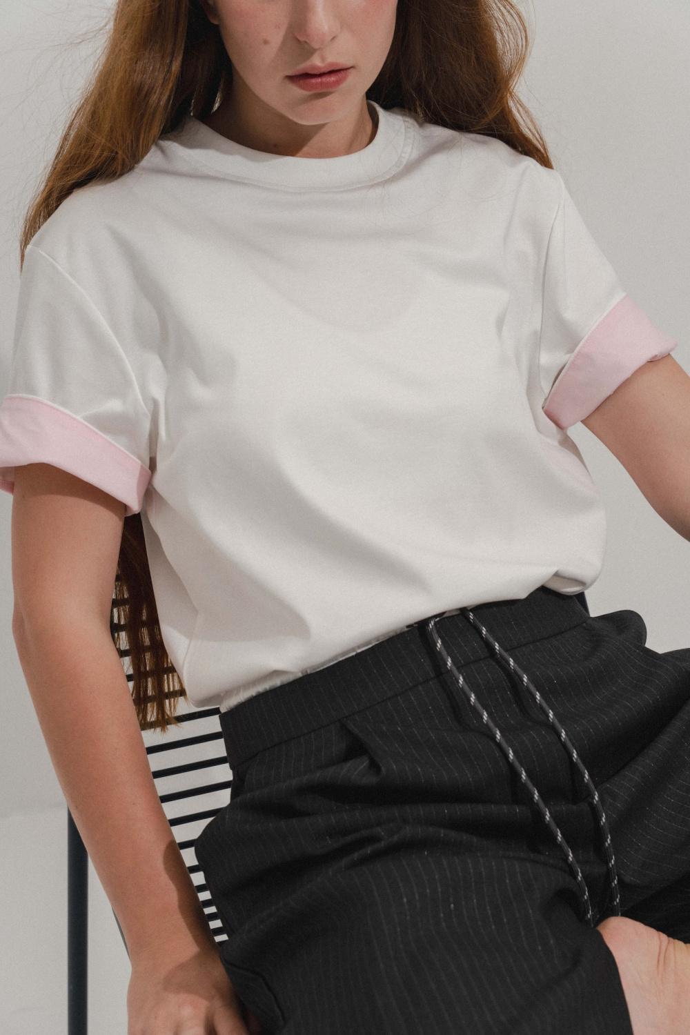 БРЮКИ С ДЕКОРАТИВНЫМ ПОЯСОМ