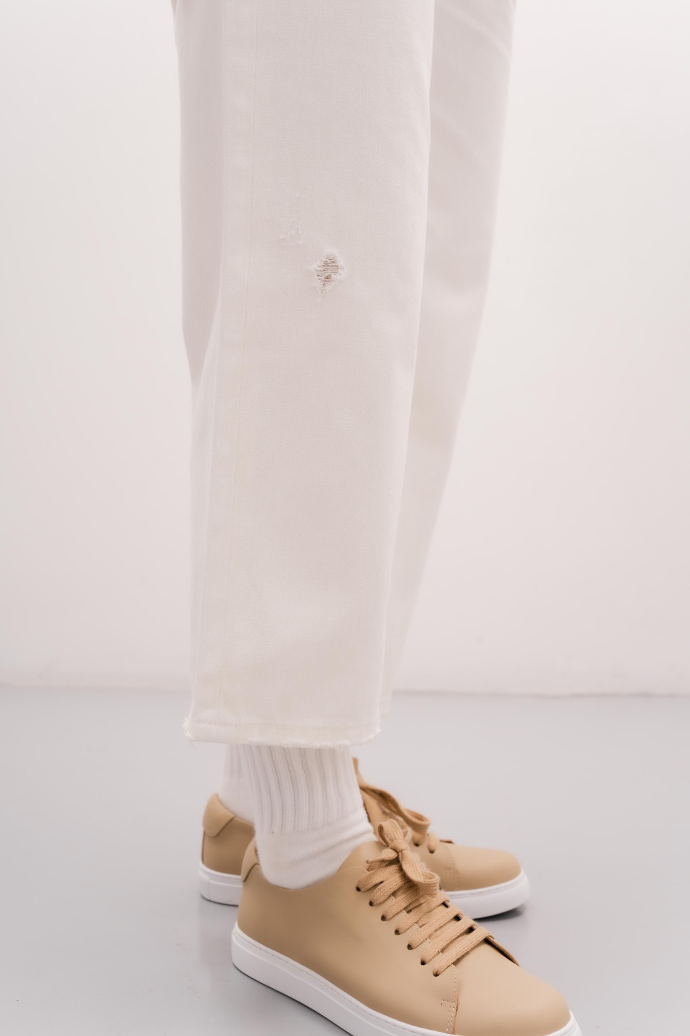 ДЖИНСЫ RELAXED FIT СО СРЕДНЕЙ ПОСАДКОЙ