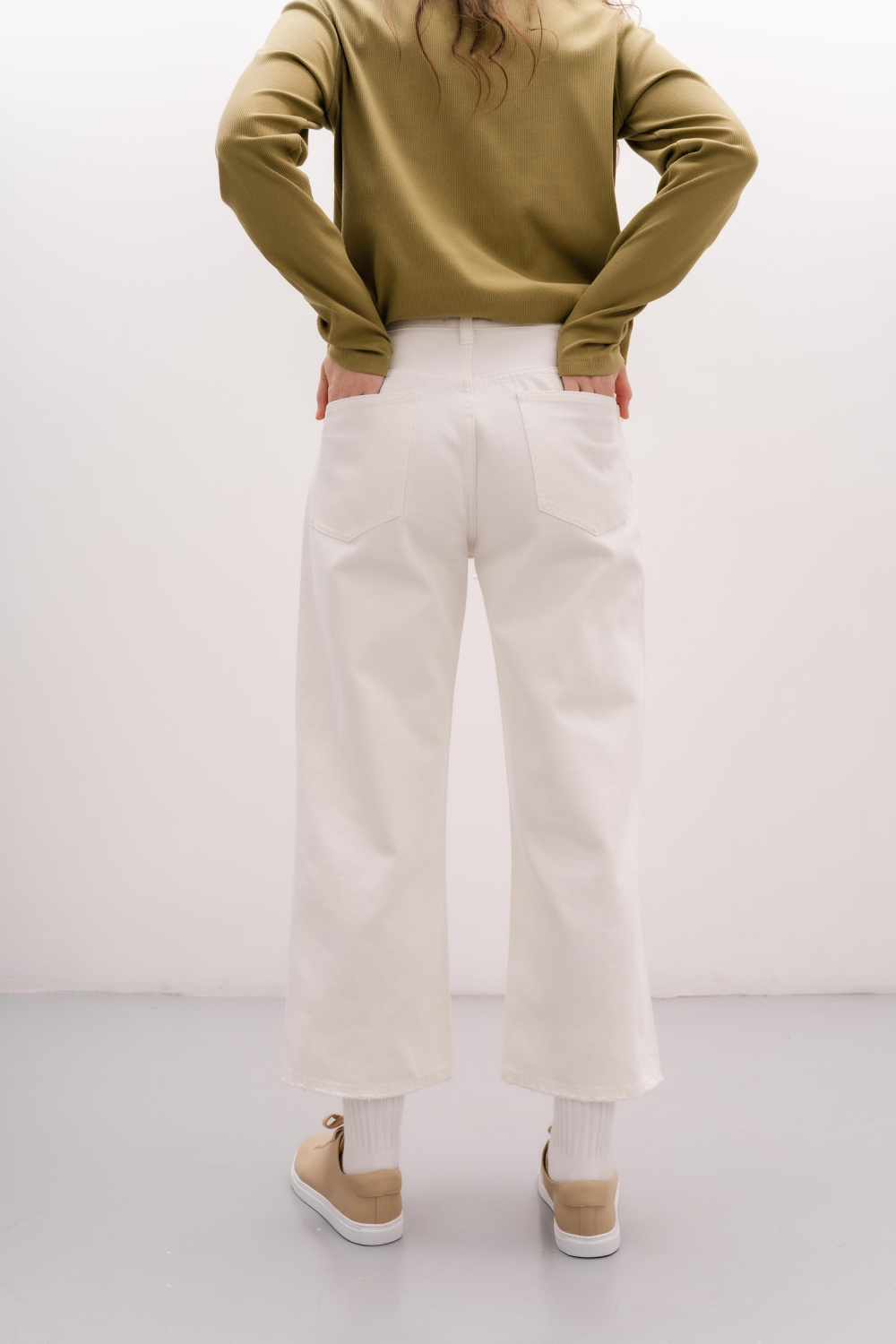 ДЖИНСЫ RELAXED FIT СО СРЕДНЕЙ ПОСАДКОЙ