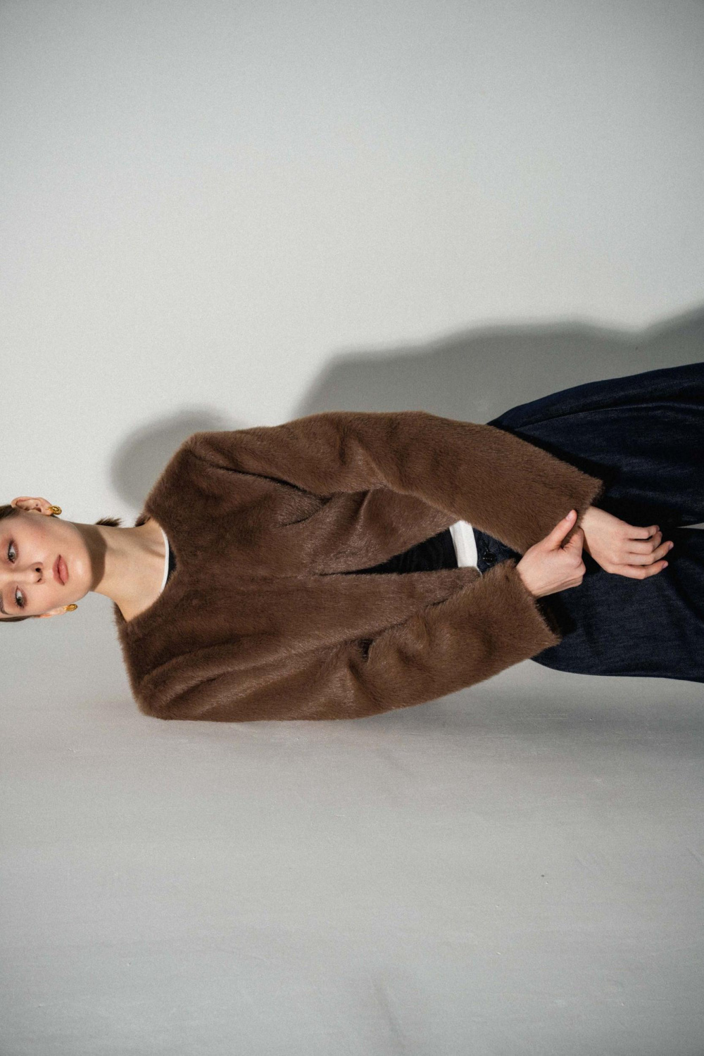 ШУБА ИЗ ИСКУСВЕННОГО МЕХА КОРОТКАЯ