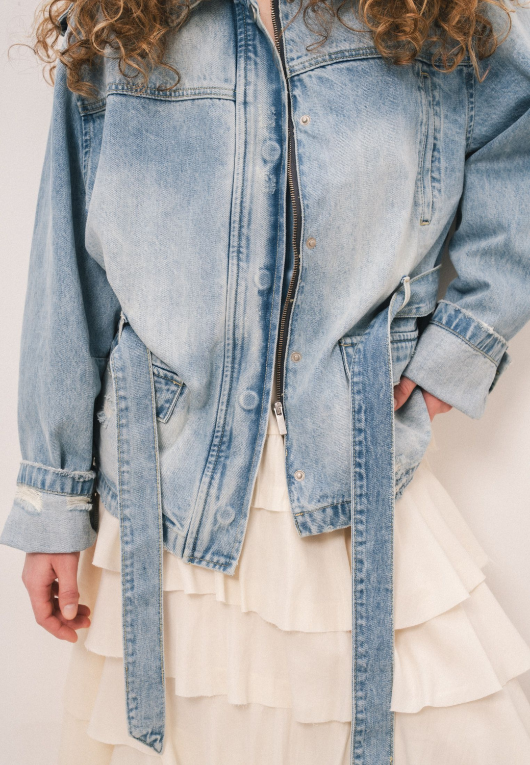 КУРТКА ДЖИНСОВАЯ С ПОЯСОМ