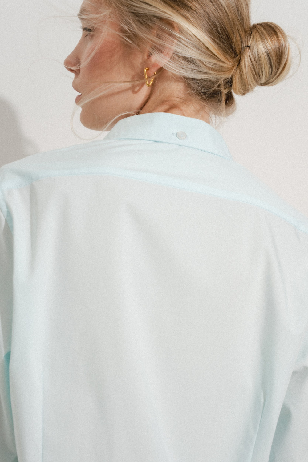 РУБАШКА С КАРМАНОМ ULTRALFINE FIBER