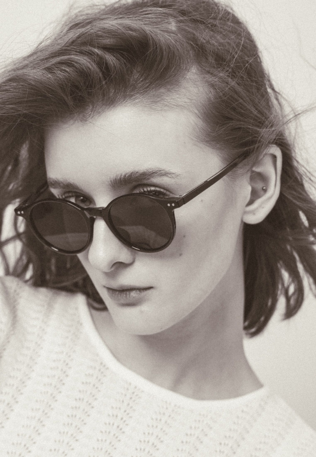 ОЧКИ СОЛНЦЕЗАЩИТНЫЕ С ЧЕХЛОМ