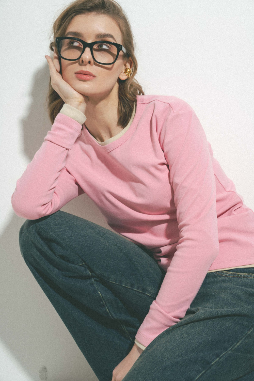 ЛОНГСЛИВ С ЗАКРУГЛЕННЫМ НИЗОМ