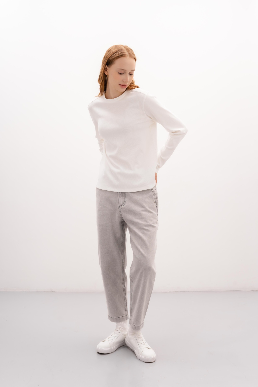 ДЖИНСЫ CARROT FIT С ВЫСОКОЙ ПОСАДКОЙ