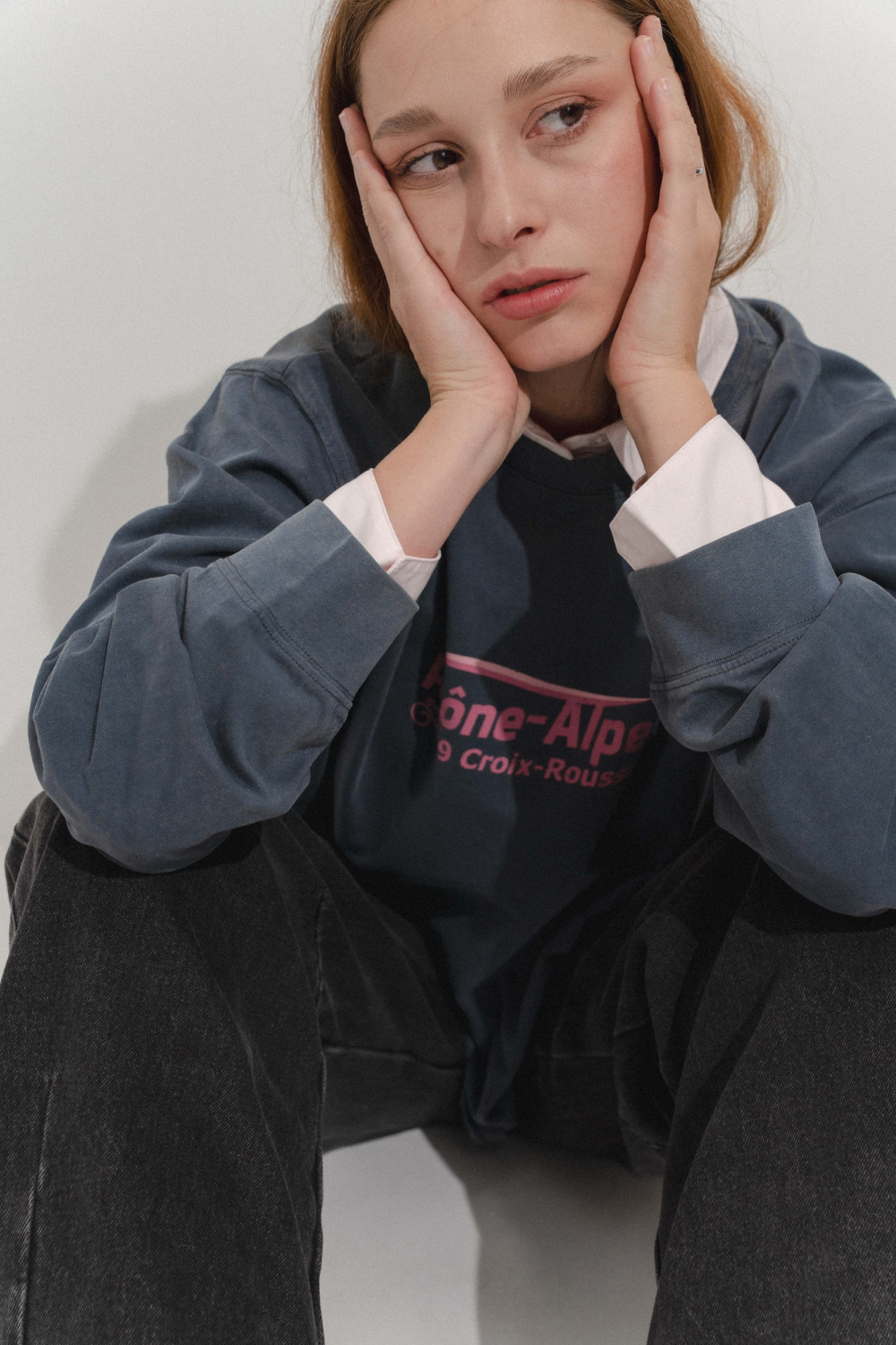 ДЖИНСЫ БАГГИ СО СРЕДНЕЙ ПОСАДКОЙ