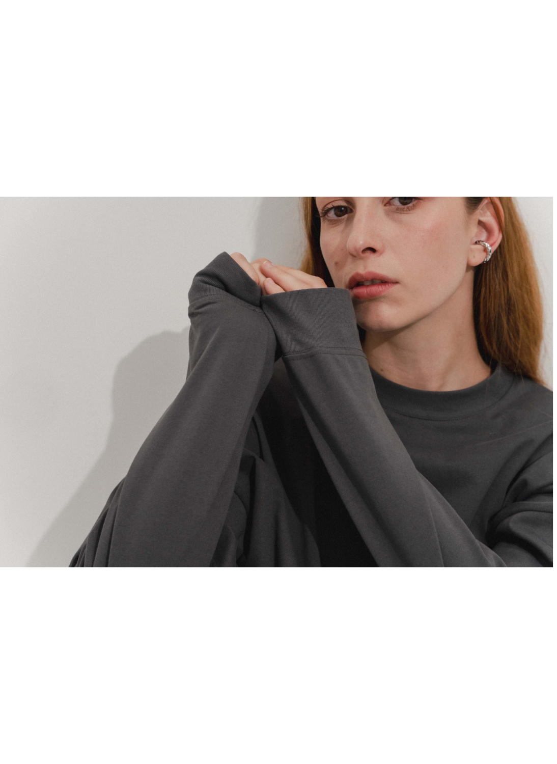 ЛОНГСЛИВ С МАНЖЕТАМИ