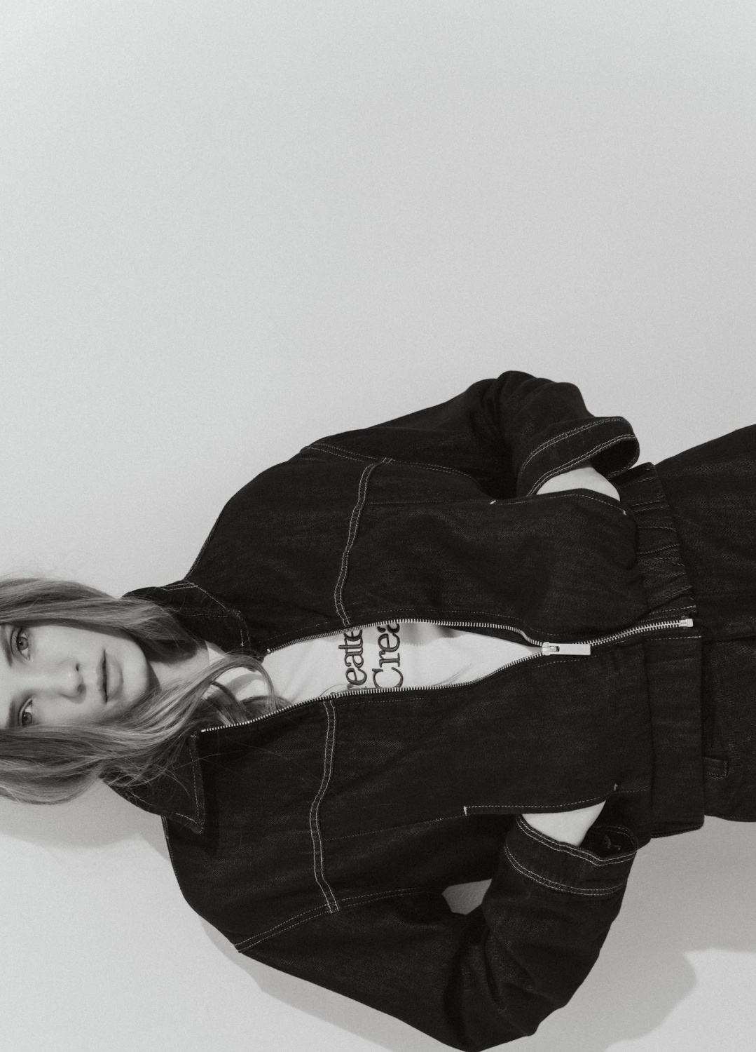 КУРТКА ДЖИНСОВАЯ НА МОЛНИИ