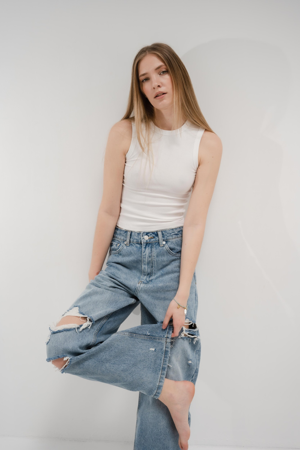 ДЖИНСЫ BAGGY FIT СО СРЕДНЕЙ ПОСАДКОЙ