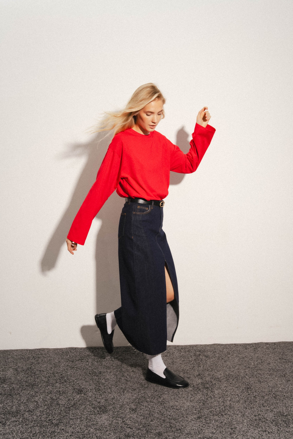 ЮБКА МИДИ С РАЗРЕЗОМ СПЕРЕДИ