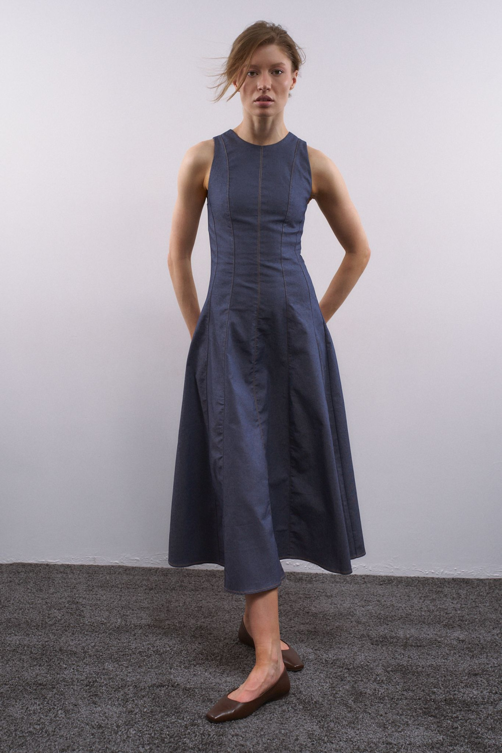 ПЛАТЬЕ МИДИ С КОНТРАСТНОЙ СТРОЧКОЙ