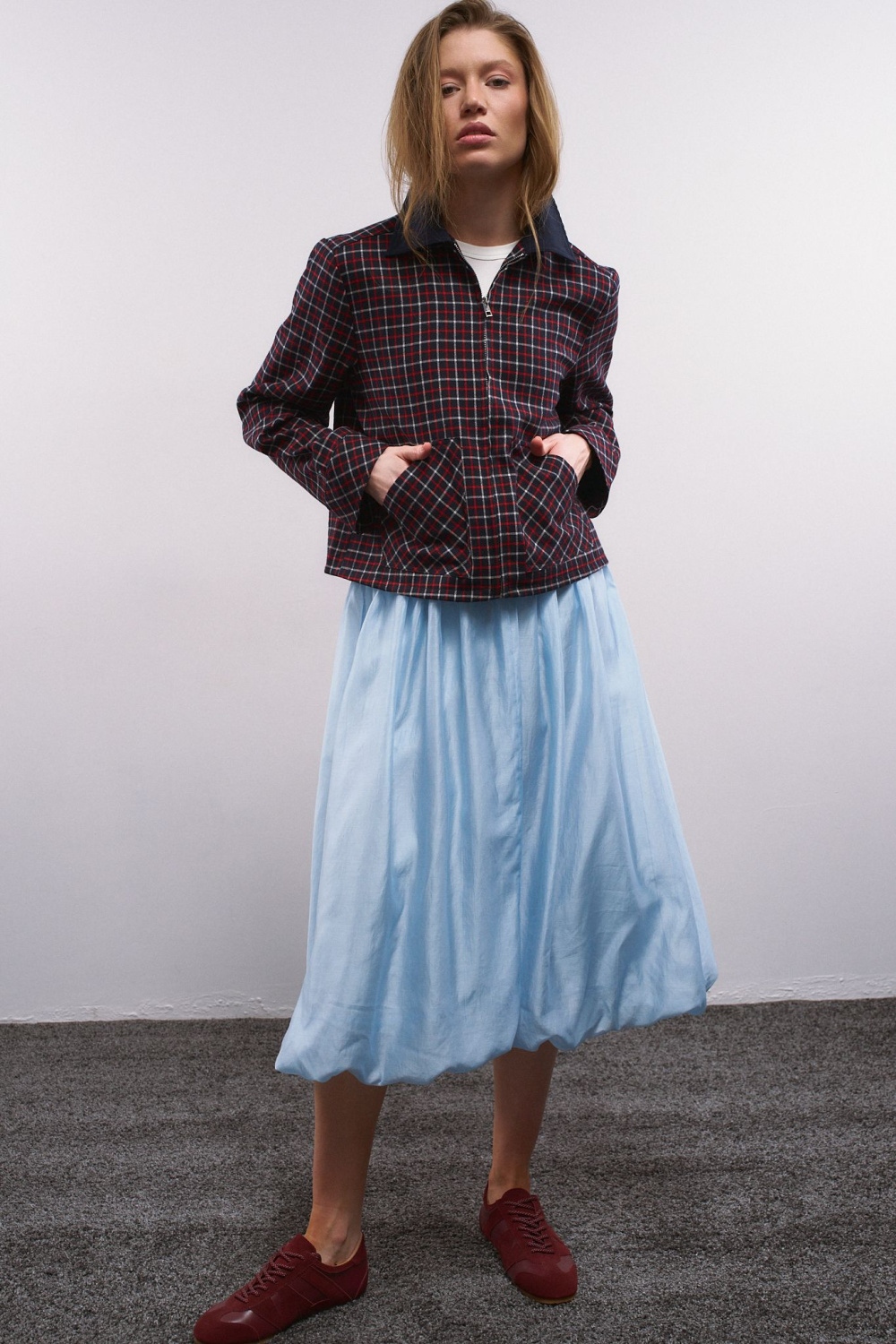 ЖАКЕТ С КОНТРАСТНЫМ ВОРОТОМ