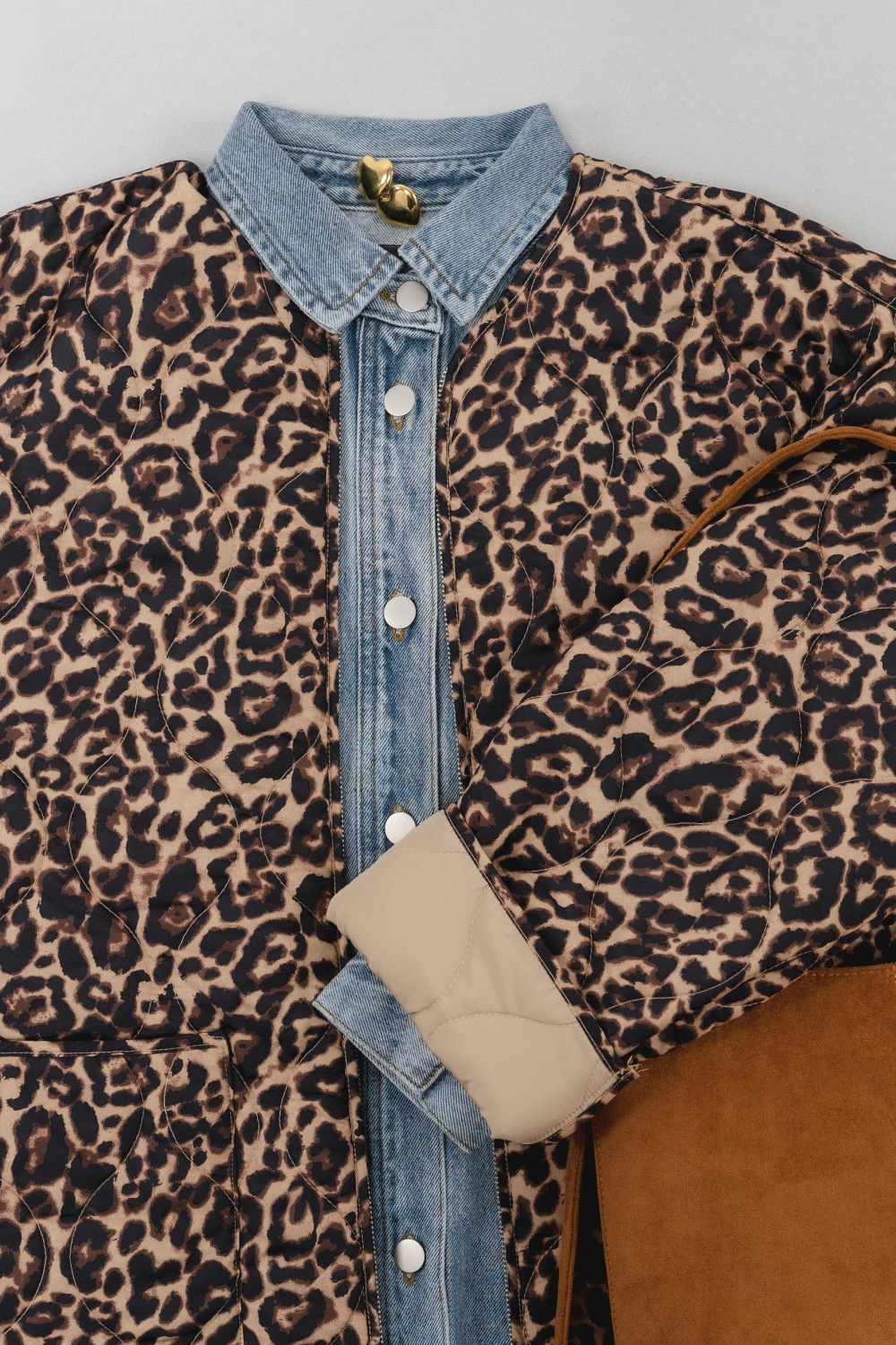 КУРТКА СТЕГАНАЯ С ПРИНТОМ LEOPARD