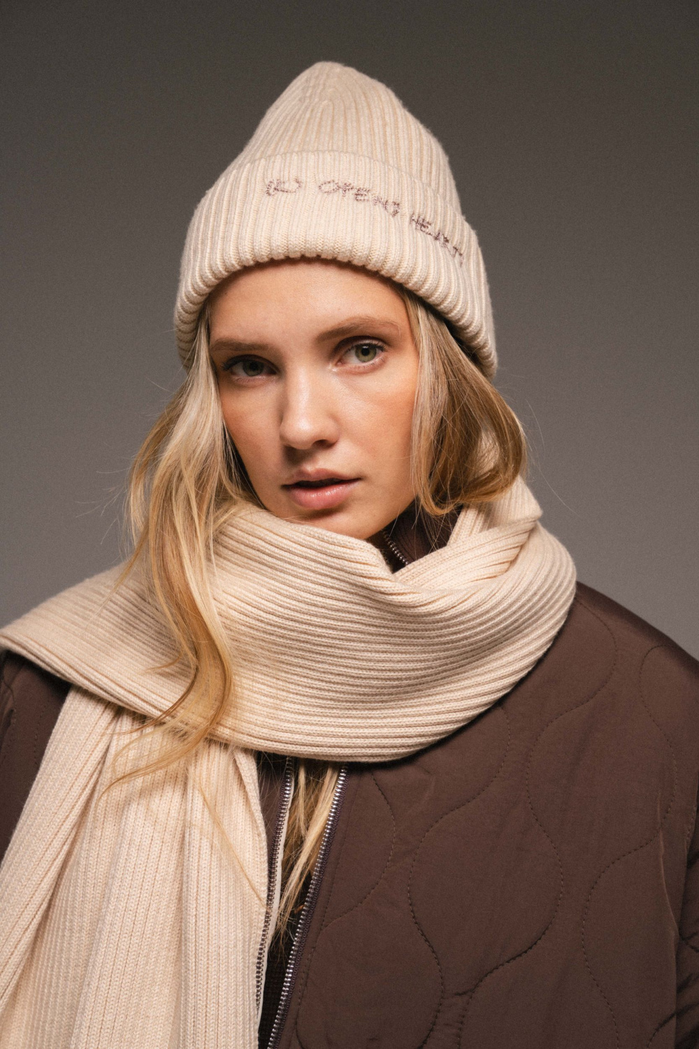 ШАПКА С ВЫШИВКОЙ