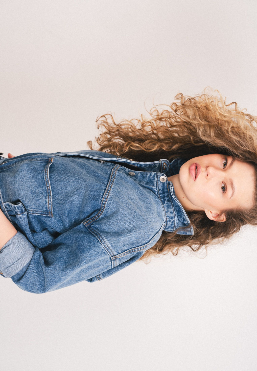 КУРТКА ДЖИНСОВАЯ