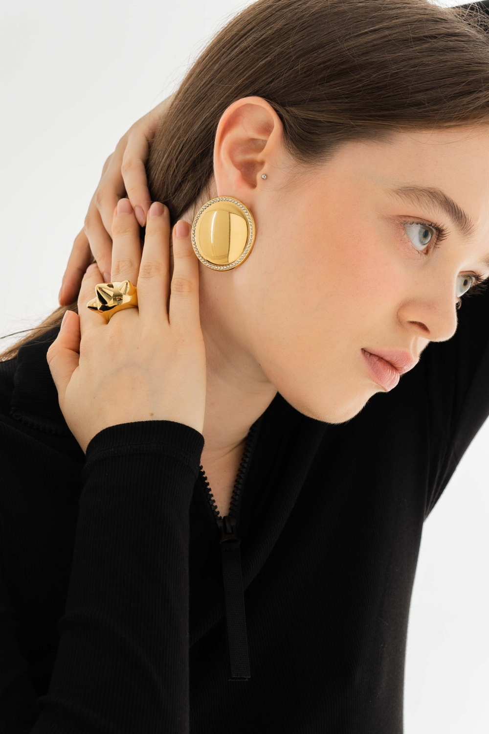 СЕРЬГИ КРУГЛОЙ ФОРМЫ С КРИСТАЛЛАМИ