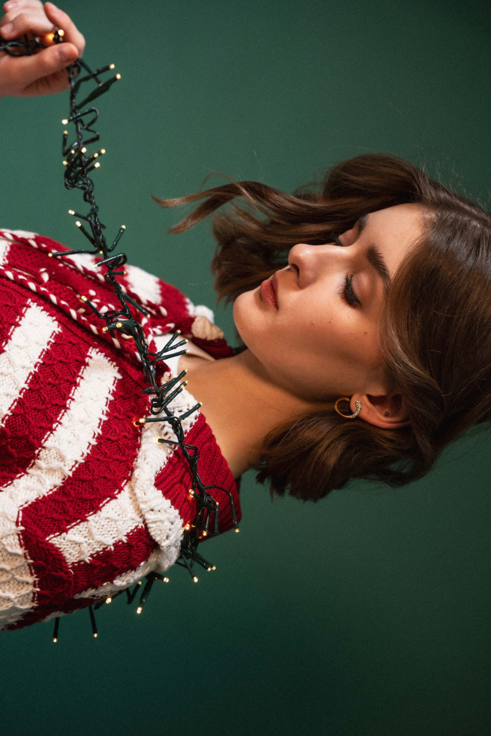 ДЖЕМПЕР В ПОЛОСКУ С АЖУРНЫМ ВОРОТНИКОМ