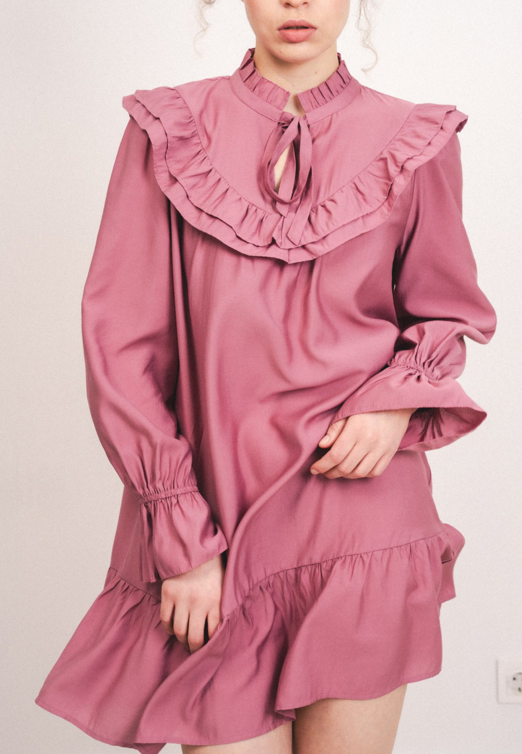 ПЛАТЬЕ С ОБОРКАМИ